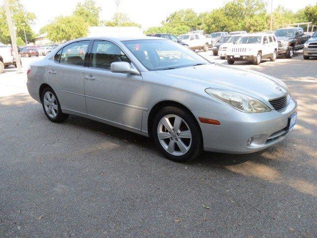 2005 Lexus ES 330 Sedan